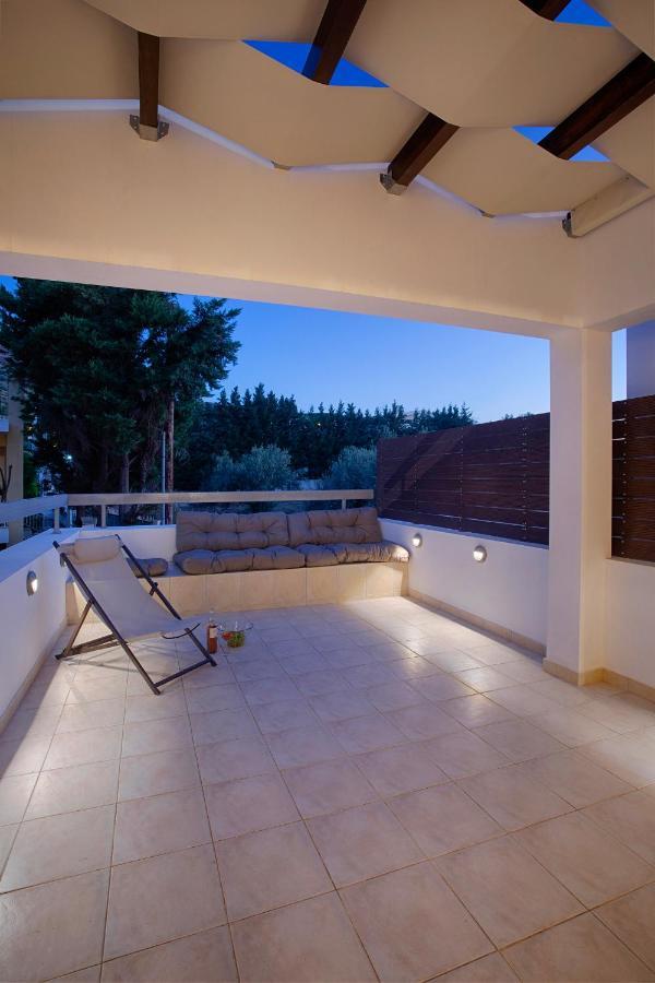 Serenity Villa Corinto Esterno foto